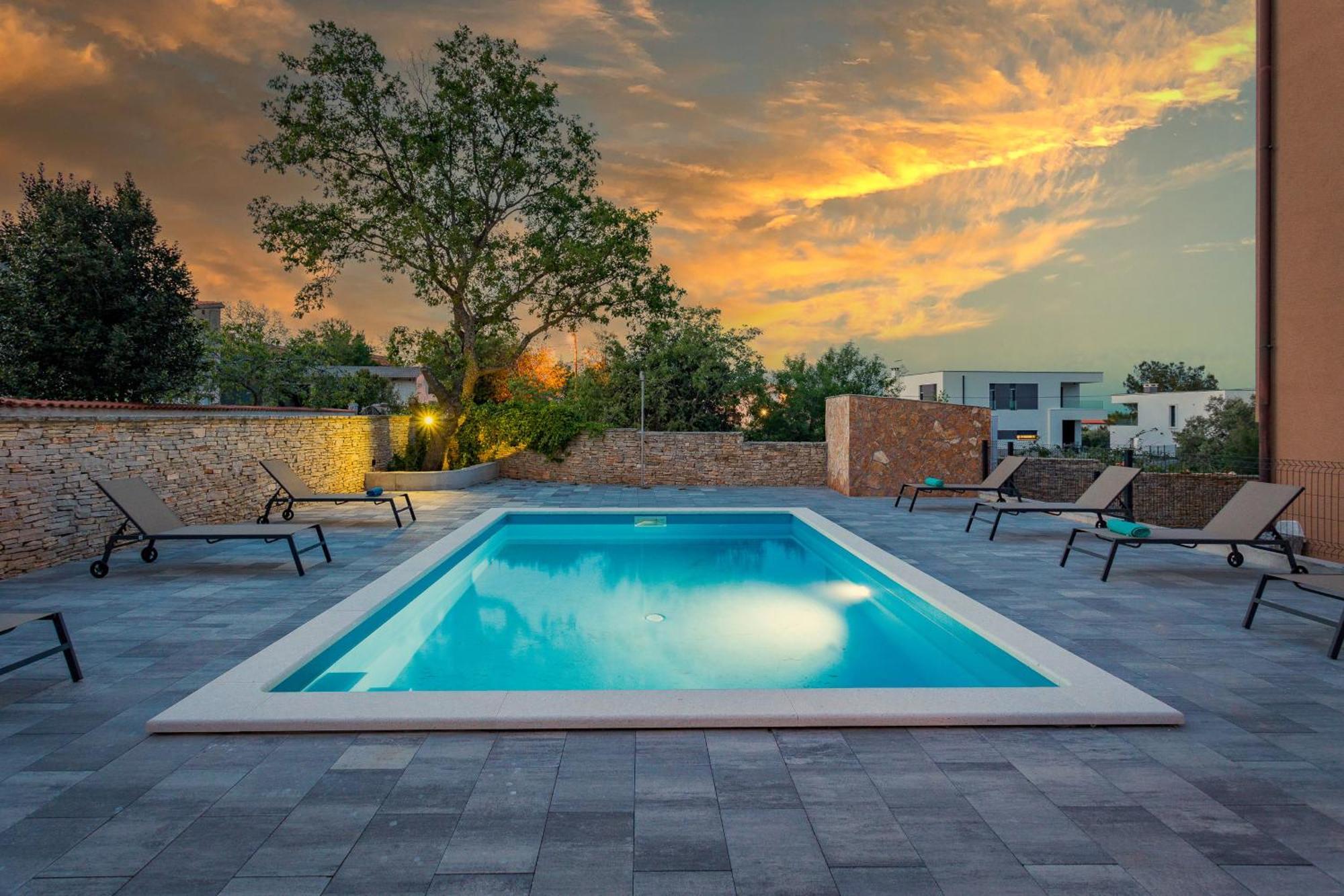 Apartments Cesare With Shared Pool ลิทซ์ยัน ภายนอก รูปภาพ